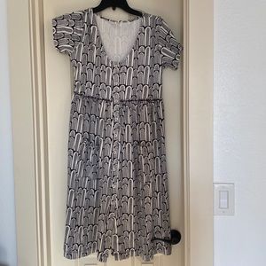 Kate Quinn v neck pocket dress black rainbow, organic cotton